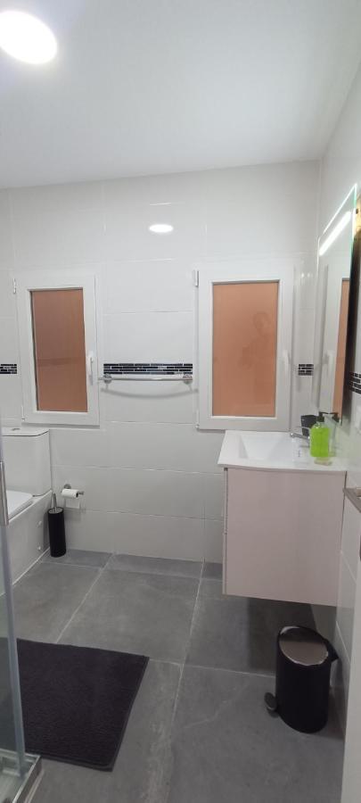 Pmt16 - Large City Apartment On The Beach Torrevieja Esterno foto