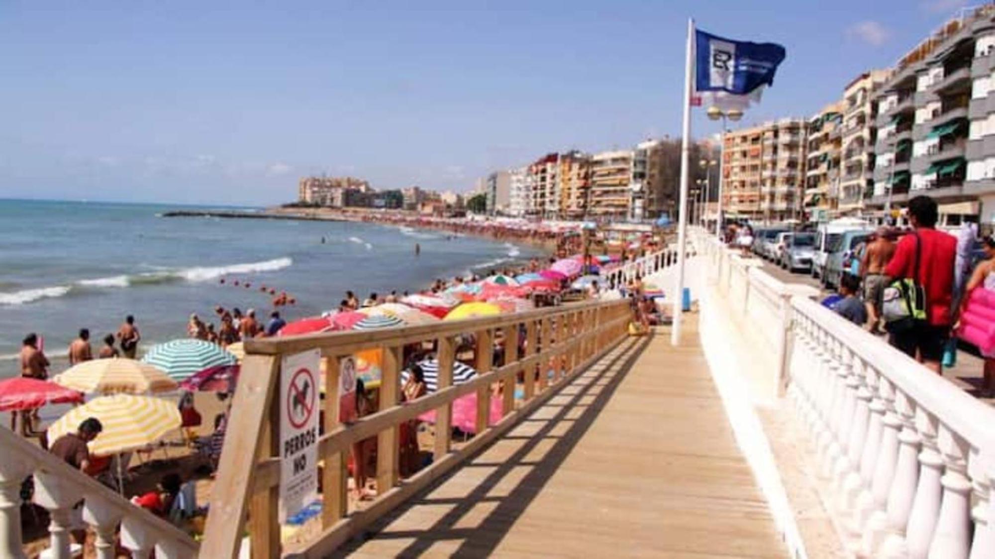 Pmt16 - Large City Apartment On The Beach Torrevieja Esterno foto